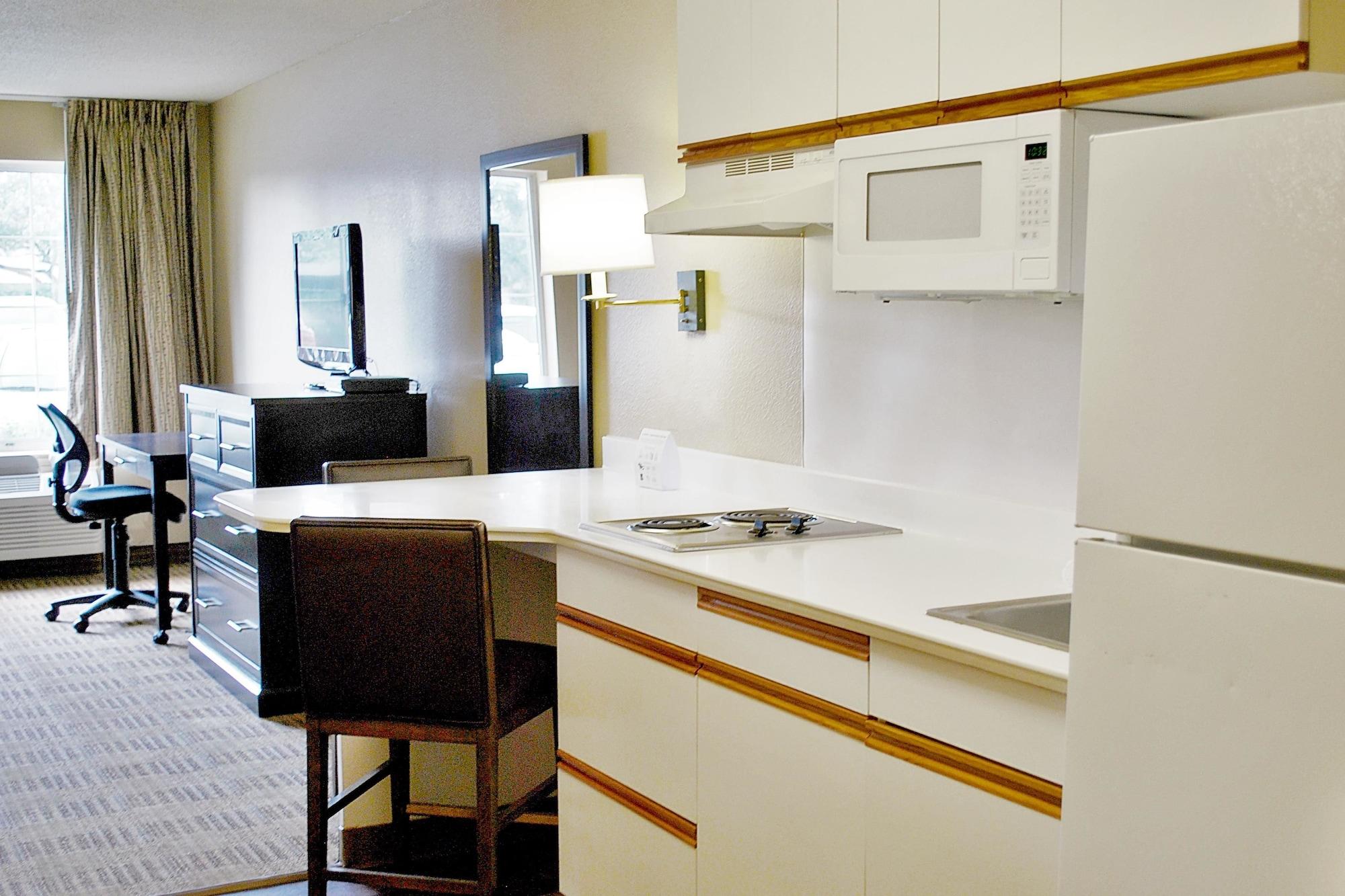 Extended Stay America Suites - St Louis - Westport - Central Maryland Heights Zewnętrze zdjęcie
