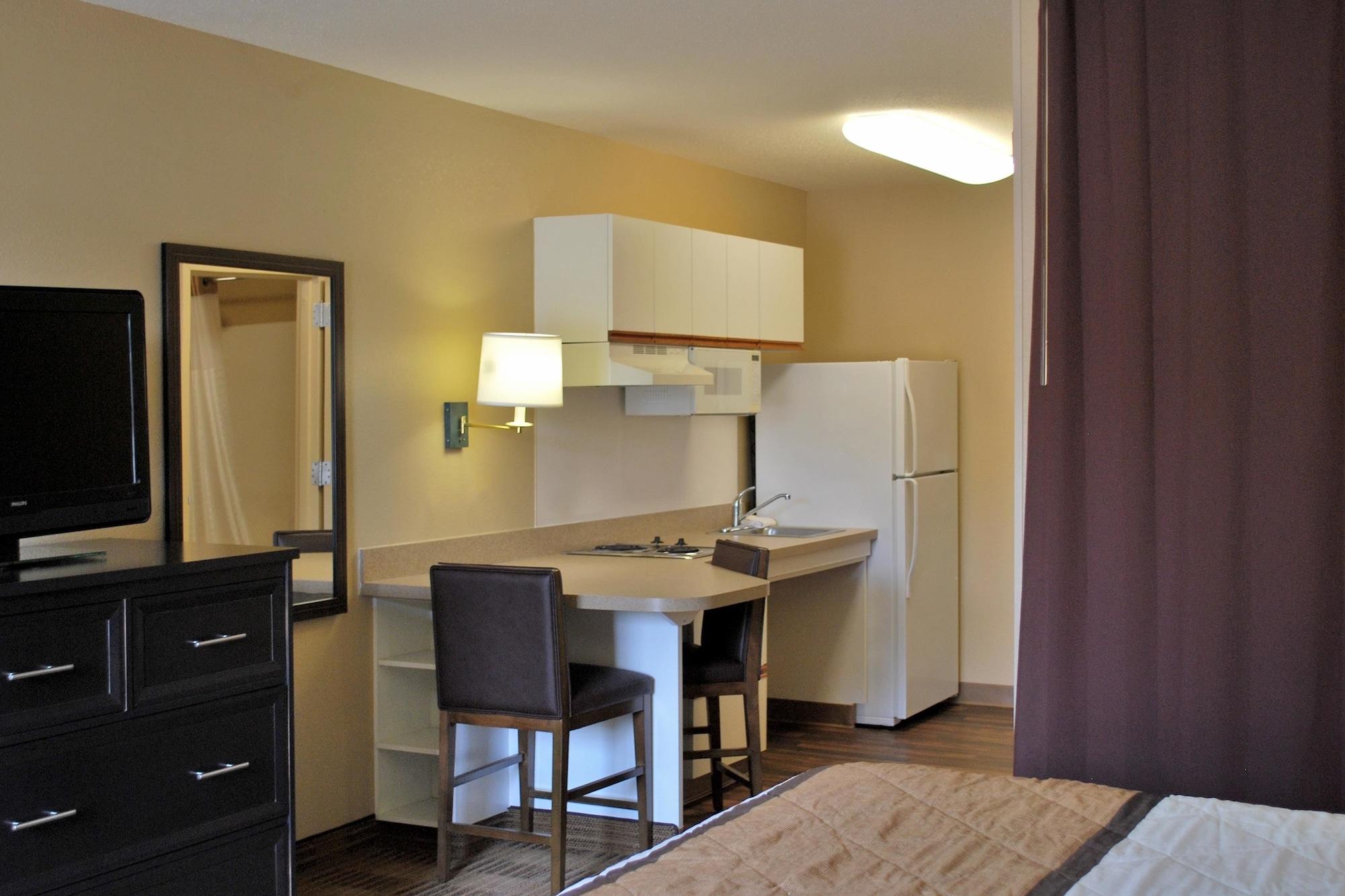 Extended Stay America Suites - St Louis - Westport - Central Maryland Heights Zewnętrze zdjęcie