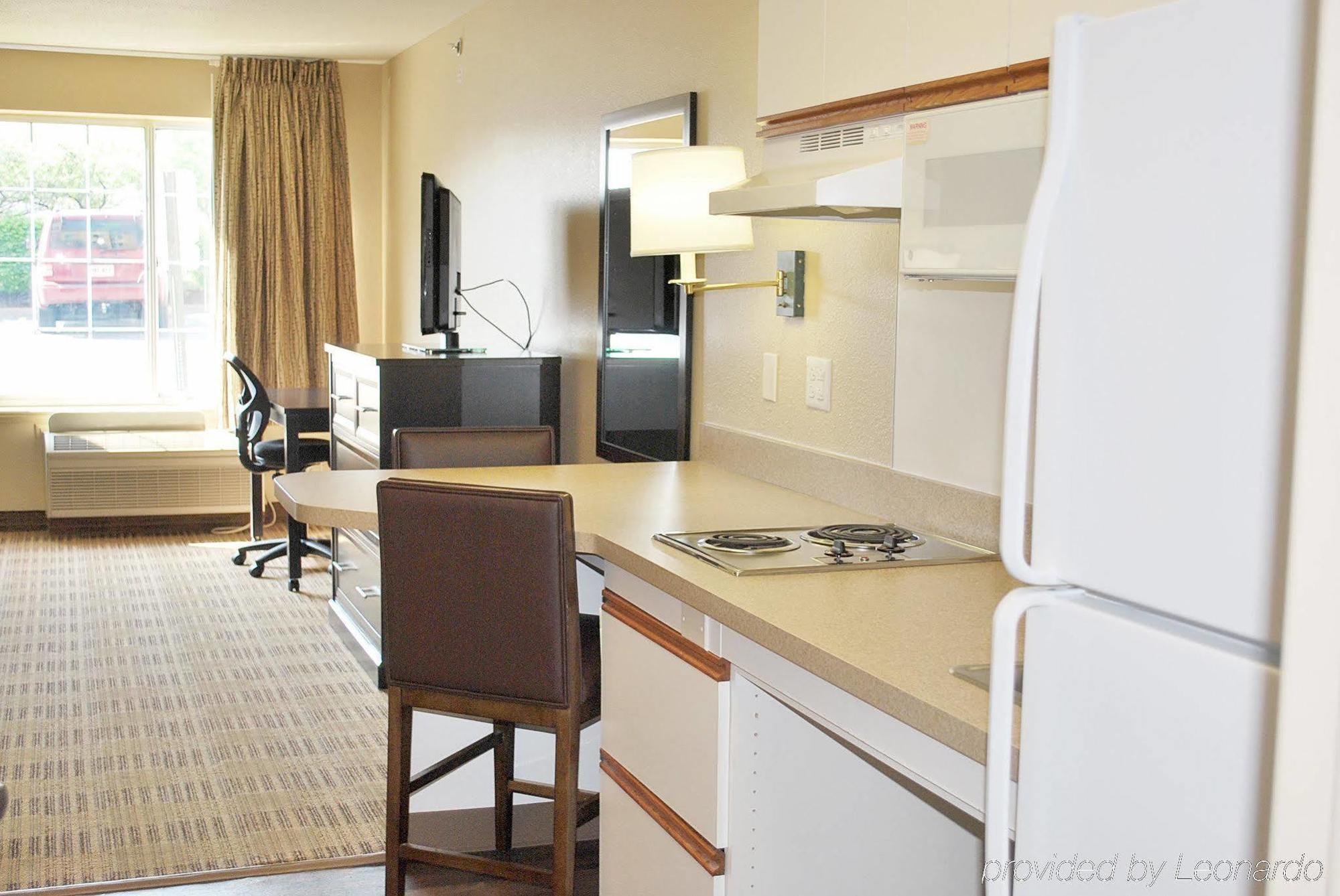 Extended Stay America Suites - St Louis - Westport - Central Maryland Heights Zewnętrze zdjęcie